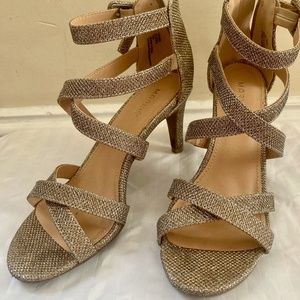 Maripe Gold Heels